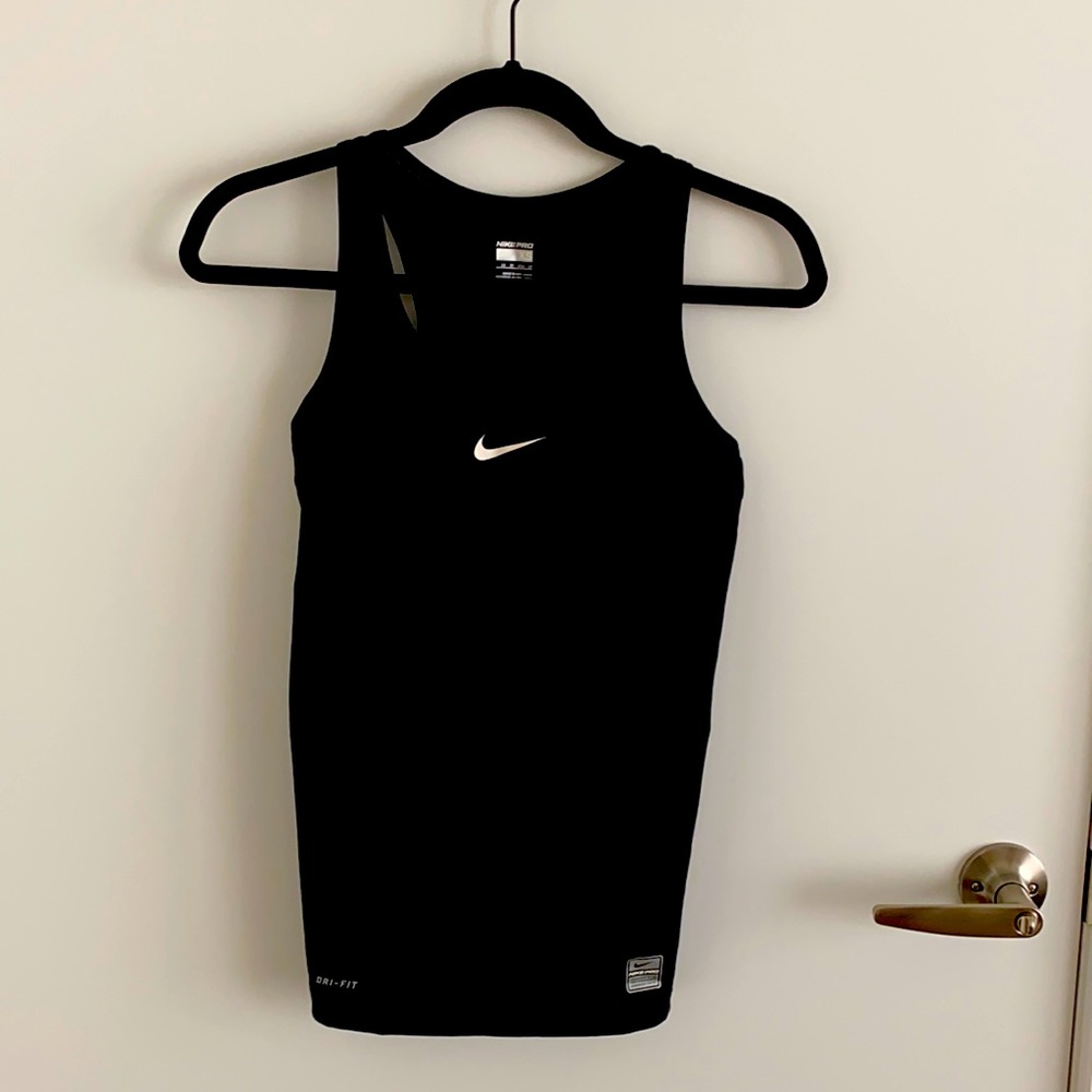 Nike Pro black athletic top with mesh back XS